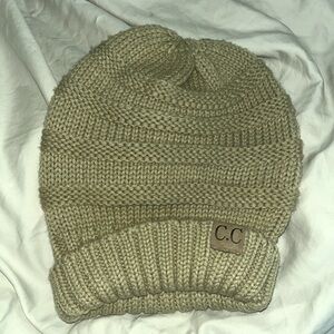 Neutral CC SLOUCH BEENIE